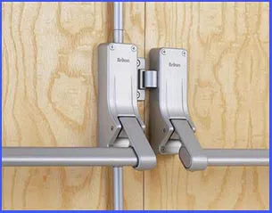 Miami Super Locksmith Miami, FL 305-894-9389 - 17-push-bar